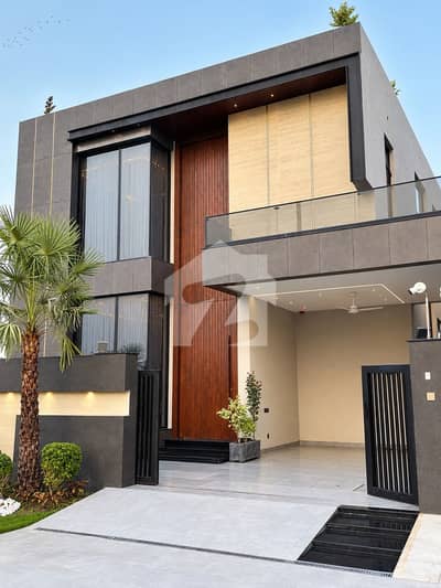 10 MARLA ULTRA MODERN HOUSE AVAILABLE FOR SALE AT HOT LOCATION IN DHA PHASE 5 10 MARLA ULTRA MODERN HOUSE AVAILABLE FOR SALE AT HOT LOCATION IN DHA PHASE 5