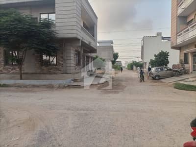 240 SQ YARD CORNER PLOT FOR SALE IN SAADI GARDEN BLOCK 3 40 *40 FIT ROAD