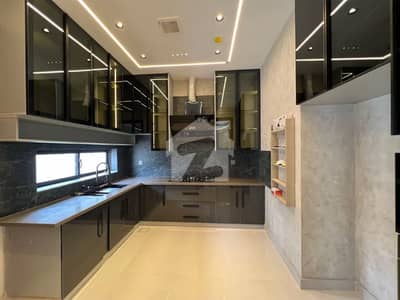10 Marla Luxury Upper Portion For Rent In Lahore