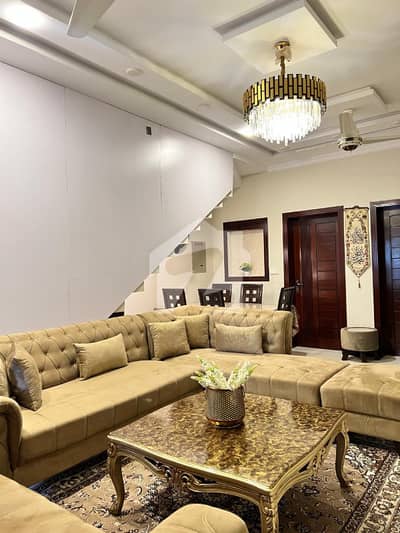 بحریہ انکلیو بحریہ ٹاؤن,اسلام آباد میں 2 کمروں کا 8 مرلہ زیریں پورشن 1.15 لاکھ میں کرایہ پر دستیاب ہے۔