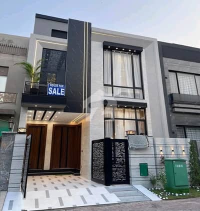 8 Marla House In Mumtaz City Is Available For sale 8 Marla House In Mumtaz City Is Available For sale