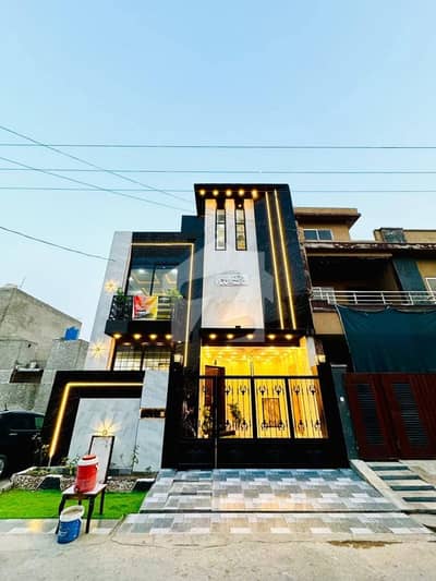 P Block 5 Marla Brand New House For Sale