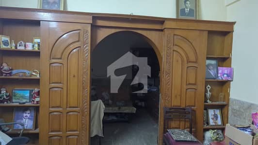 ڈیفینس ویو فیز 2 ڈیفینس ویو سوسائٹی,کراچی میں 4 کمروں کا 5 مرلہ مکان 3.0 کروڑ میں برائے فروخت۔