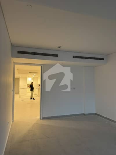 Prime Location Emaar Panorama Flat Sized 1381 Square Feet For sale