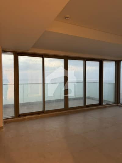 Chance Deal Emaar Panorama Flat Sized 1381 Square Feet For Sale