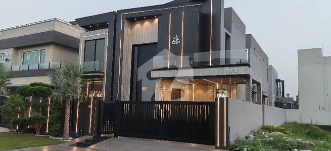 Luxury House For Sale In DHA Phase 8, Lahore Luxury House For Sale In DHA Phase 8, Lahore