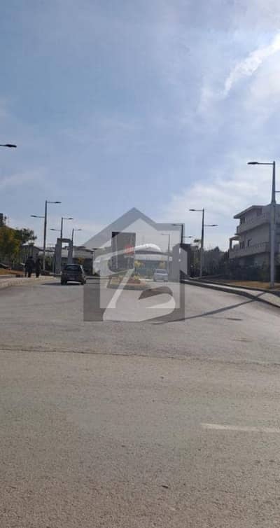 عمارکینیان ویوز اسلام آباد میں 14 مرلہ رہائشی پلاٹ 3.0 کروڑ میں برائے فروخت۔ عمارکینیان ویوز اسلام آباد میں 14 مرلہ رہائشی پلاٹ 3.0 کروڑ میں برائے فروخت۔