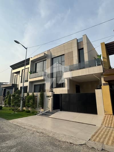 9 Marla Ultra Modern Hose For Sale In Bankers Avenue Cooperative Housing Society Bedian Road Lahore