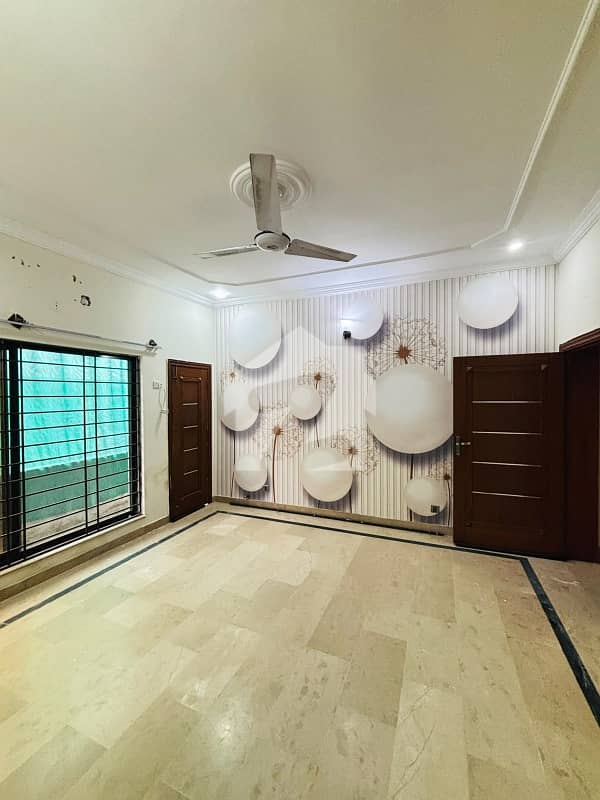 12 Marla Upper Portion Available For Rent 12 Marla Upper Portion Available For Rent