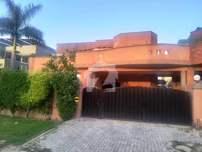 1 Kanal Corner House For Sale In Sector-D Askari-10