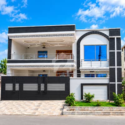 8 Marla Beautiful Ultra Luxury Investor Rate One And Half Storey For Sale On Prime Location Of Airport Housing Society Sector 4
