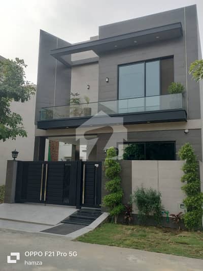 5 Marla Luxury House In DHA 9 Town For Rent, Lahore