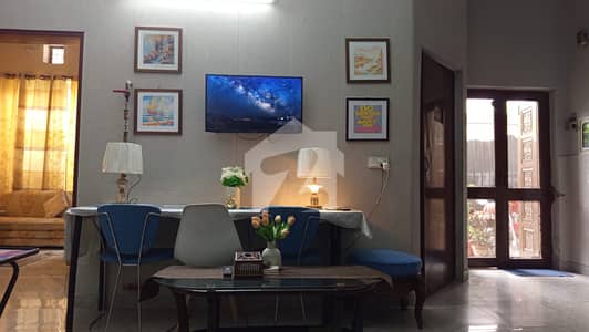 Ground Floor 1 Bed 1 Bath Drawing Room Tv lounge For Rent in Ali Park with Gas