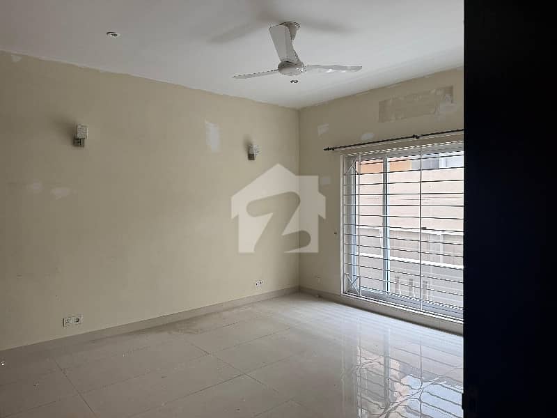 Upper Portion For rent In Rs. 110000 Upper Portion For rent In Rs. 110000