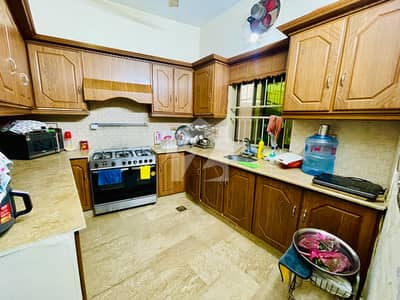 5.75 Marla 4 Bed 4 Bath Double Storey with Gas Walking Distance From Main Road