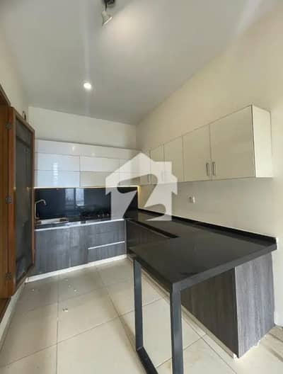 SLIGHTLY USE 100 YARDS BUNGALOW WITH BASMENT FOR SALE PHASE 7 EXTENSION DHA