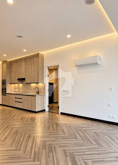 Brand-New Apartment Top Location
