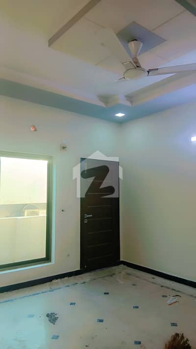 40x80 Triple Storey Full House For Rent 40x80 Triple Storey Full House For Rent