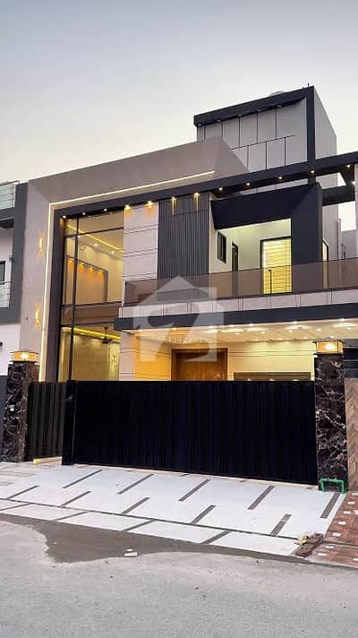 10 Marla Most Luxury Morden House For Sale 10 Marla Most Luxury Morden House For Sale