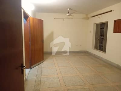 Old House Of 5 Marla Available In Allama Iqbal Town - Neelam Block Old House Of 5 Marla Available In Allama Iqbal Town - Neelam Block