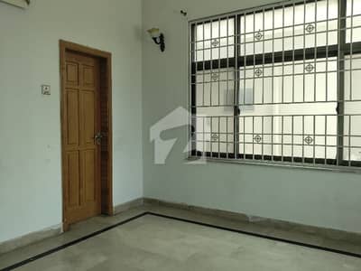 E-11: Beautiful Upper Portion With Servant Quarter And Separate Gate