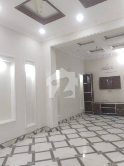 6 MARLA BRAND NEW LOWER PORCTION FOR RENT