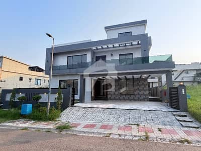 22 Marla House In DHA Phase 2 - Sector B Is Available For sale