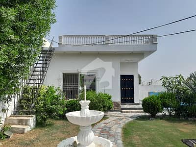 1 Kanal Beautiful Farmhouse For Sale