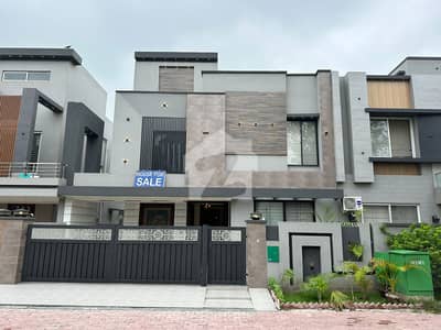 10 Marla House For Rent In Bahria Town Hot Location Near To Park School 10 Marla House For Rent In Bahria Town Hot Location Near To Park School