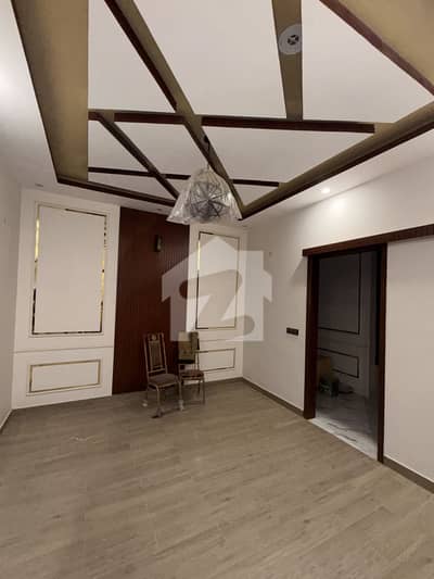 Luxury 600 Square Yards 4 Bed DD Portion For Rent Gulistan-E-Jauhar, Block 14