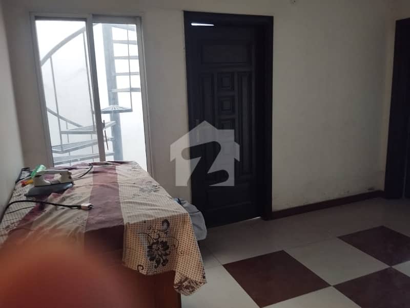 3 Bead Attached Bathroom Tv Lunch Kitchen With Stroom 3 Bead Attached Bathroom Tv Lunch Kitchen With Stroom