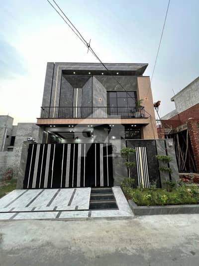 بسم اللہ ہاؤسنگ سکیم جی ٹی روڈ,لاہور میں 4 کمروں کا 5 مرلہ مکان 2.65 کروڑ میں برائے فروخت۔ بسم اللہ ہاؤسنگ سکیم جی ٹی روڈ,لاہور میں 4 کمروں کا 5 مرلہ مکان 2.65 کروڑ میں برائے فروخت۔