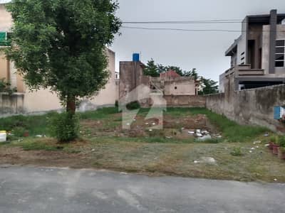 ٹی آئی پی ہاؤسنگ سوسائٹی ۔ فیز2 ٹی آئی پی ہاؤسنگ سوسائٹی,لاہور میں 1 کنال رہائشی پلاٹ 1.8 کروڑ میں برائے فروخت۔