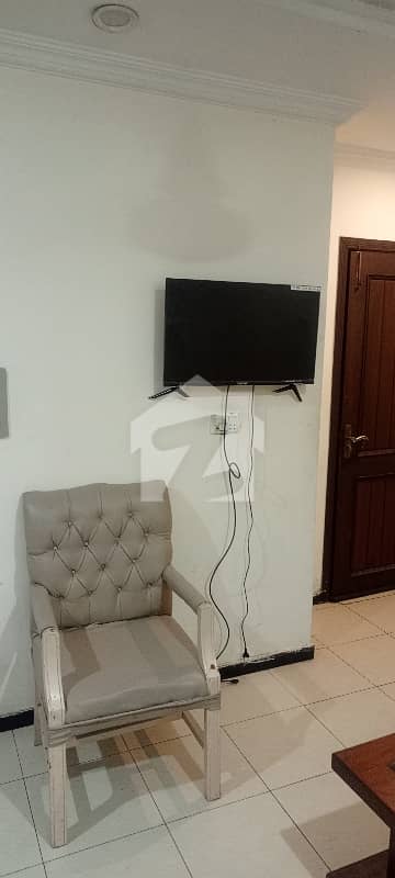 Fully Furnished 2-Bed Apartment for Rent in Square Commercial, Bahria Town Phase 7 750 Sq. Ft.