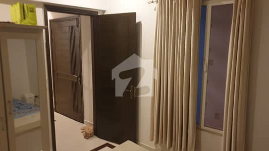 ڈی ایچ اے فیز 6 ڈی ایچ اے ڈیفینس,کراچی میں 3 کمروں کا 8 مرلہ فلیٹ 1.6 لاکھ میں کرایہ پر دستیاب ہے۔