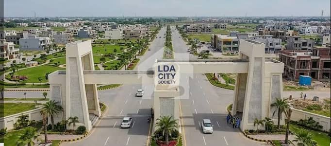 ایل ڈی اے سٹی فیز 1 - جناح سیکٹر ایل ڈی اے سٹی فیز 1,ایل ڈی اے سٹی,ایل ڈی اے روڈ,لاہور میں 5 مرلہ رہائشی پلاٹ 88.0 لاکھ میں برائے فروخت۔ ایل ڈی اے سٹی فیز 1 - جناح سیکٹر ایل ڈی اے سٹی فیز 1,ایل ڈی اے سٹی,ایل ڈی اے روڈ,لاہور میں 5 مرلہ رہائشی پلاٹ 88.0 لاکھ میں برائے فروخت۔