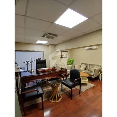 شاہراہِ فیصل کراچی میں 16 مرلہ Studio دفتر 6.0 لاکھ میں کرایہ پر دستیاب ہے۔