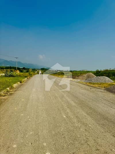 25x40 plot for sale in E-12/4 25x40 plot for sale in E-12/4