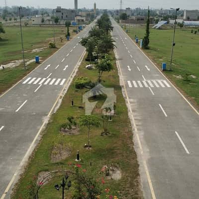 INVESTOR RATE PARK FACING 4 PLOTS OF C BLOCK AVAILABLE FOR SALE. ORCHARD HOMES INVESTOR RATE PARK FACING 4 PLOTS OF C BLOCK AVAILABLE FOR SALE. ORCHARD HOMES