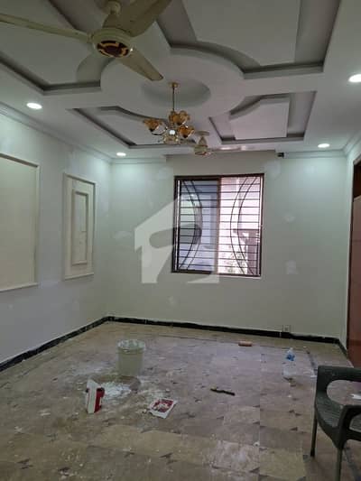 وکیل کالونی اسلام آباد ہائی وے,راولپنڈی میں 3 کمروں کا 5 مرلہ مکان 1.55 کروڑ میں برائے فروخت۔