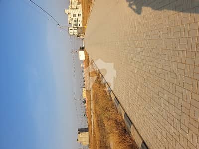 ICI STAFF CHS CORNER PLOT 120 SQUARE YARDS 40 BY 24FT ROAD LEASED