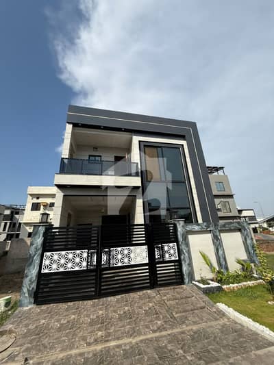 Hot Deal! 5 Marla Ready-To-Move House For Sale In Tulip Overseas Block, Lahore