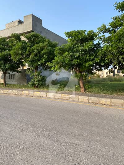 10 Marla Residential Plot for Sale in Overseas Sector 6