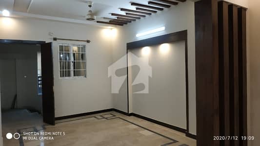 گرین ایونیو اسلام آباد میں 4 کمروں کا 9 مرلہ بالائی پورشن 1.0 لاکھ میں کرایہ پر دستیاب ہے۔ گرین ایونیو اسلام آباد میں 4 کمروں کا 9 مرلہ بالائی پورشن 1.0 لاکھ میں کرایہ پر دستیاب ہے۔