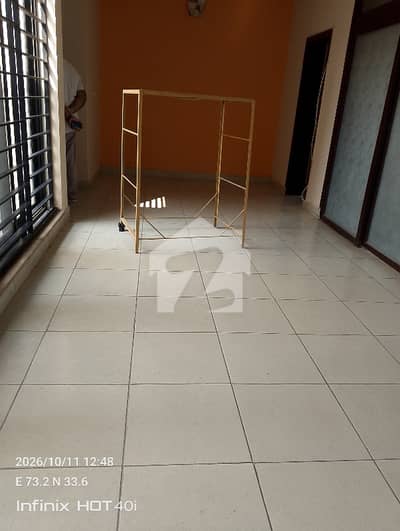 Luxury 2 Kanal Upper Portion For Rent With Lawn