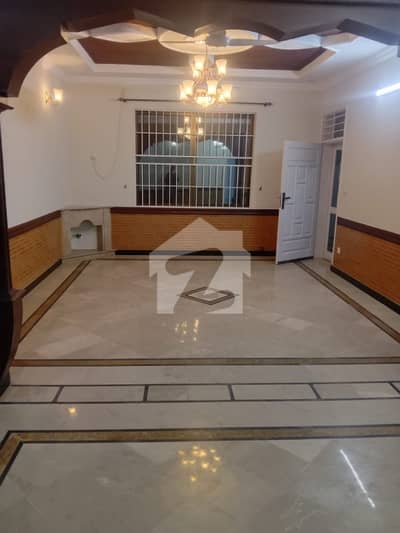 10 Marla Upper Portion For Rent 10 Marla Upper Portion For Rent