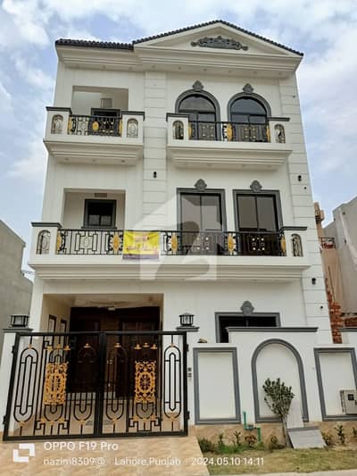 5 MARLA USED HOUSE AVAILABLE FOR SALE IN DREAM GARDEN LAHORE ON GOOD LOCATION AND REASONABLE PRICE