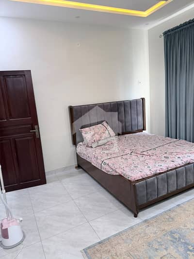 10 Marla House for Sale in DHA Phase 5, Sector B Near Central Park salitely used