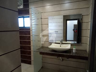 500 Sqrd Stylish House For Sale In E-11