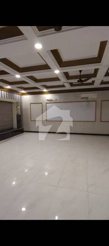 2 Kanal Commercial Double store House for rent in Garden town